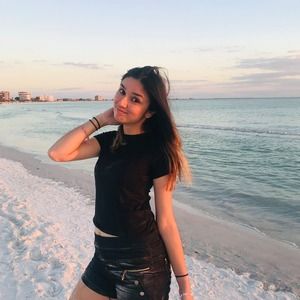 Meet your Posher, Ashley